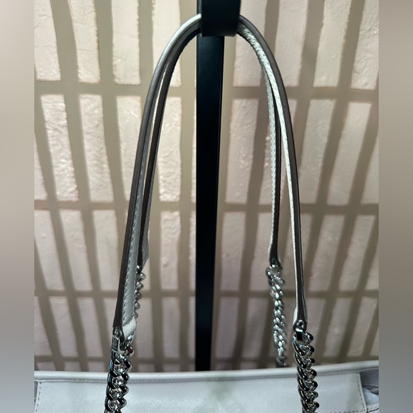 MICHAEL KORS TOTE BAG - Picture 10 of 11